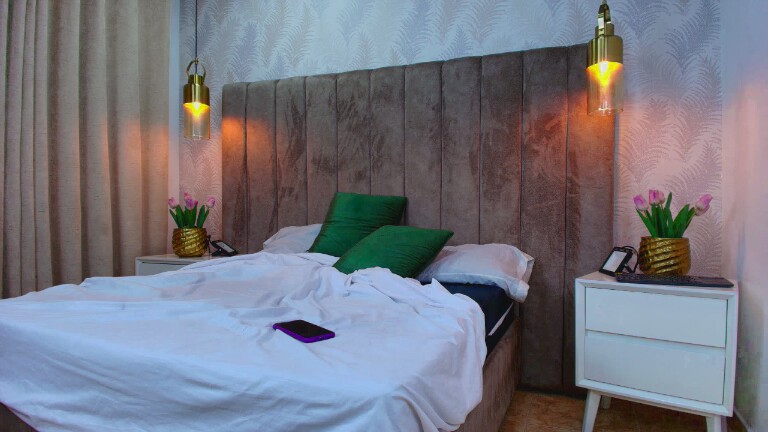 Tessalove_606's Streamate show and profile