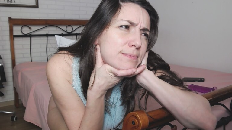 LEONAAx's Streamate show and profile