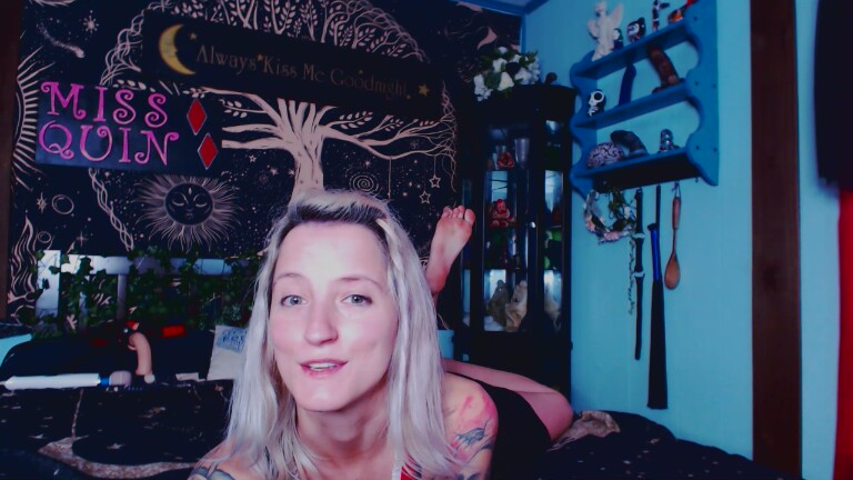 MissQuinCam's Streamate show and profile