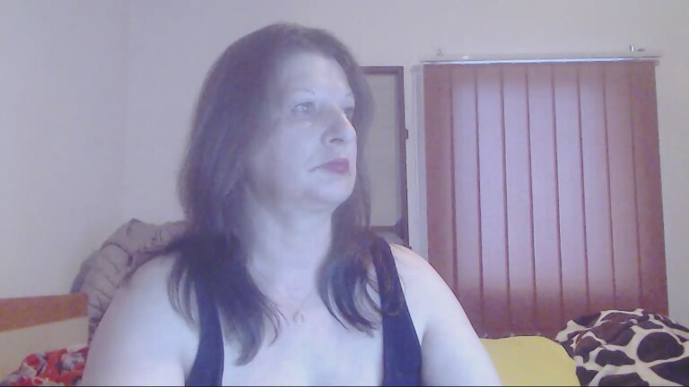 ExtasyMature's Streamate show and profile