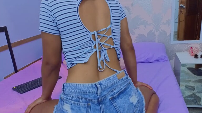 Emmaa_Thompsoon's Streamate show and profile