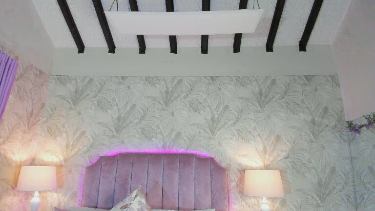 KoralDaviss's Streamate show and profile