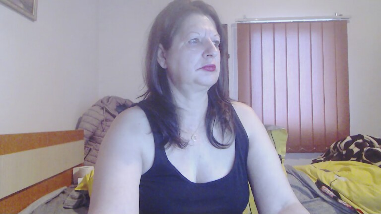 ExtasyMature's Streamate show and profile