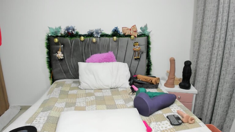 Sweet_X's Streamate show and profile